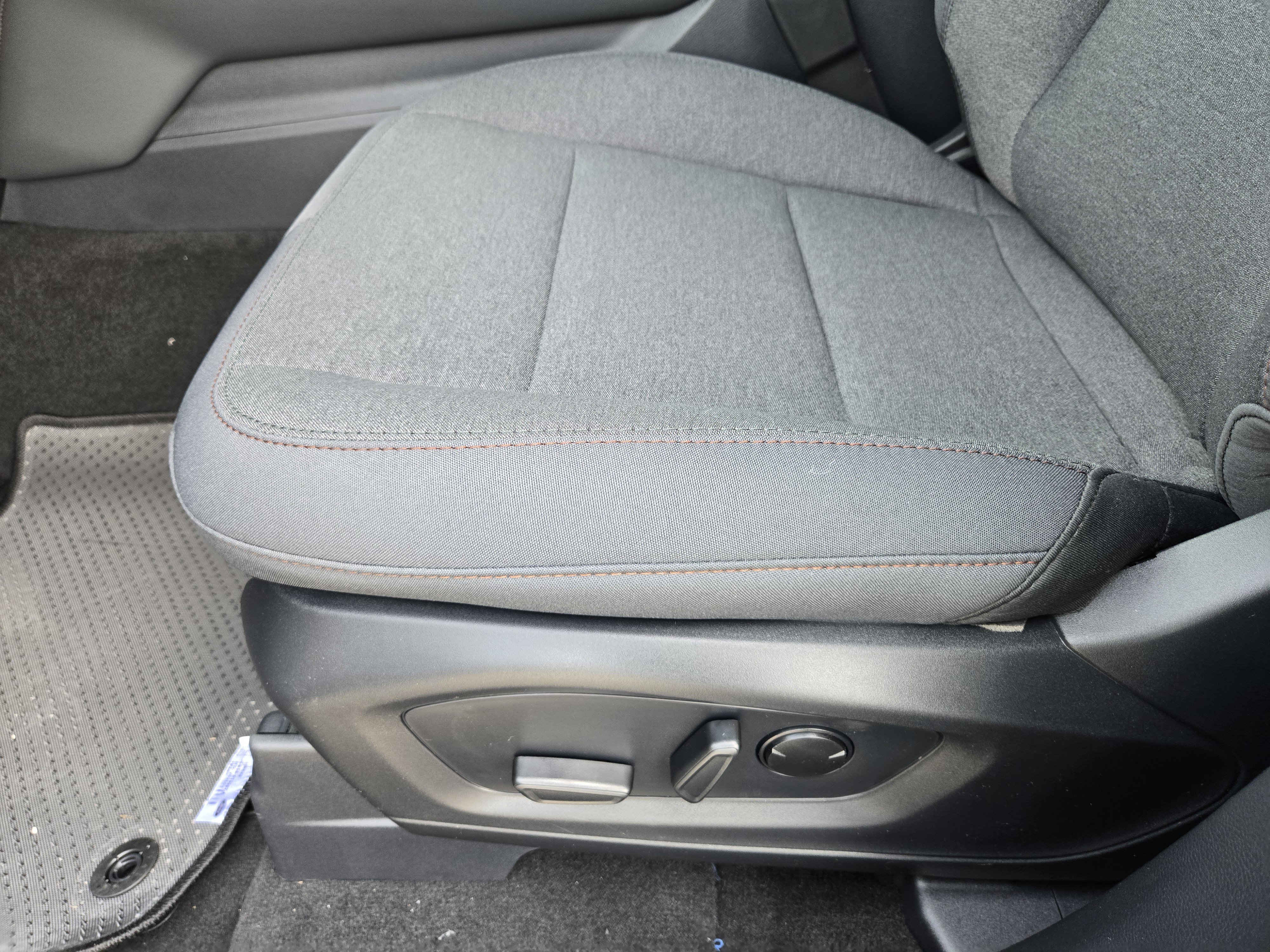 New 2026 Agate Black Metallic Ford Active image 15
