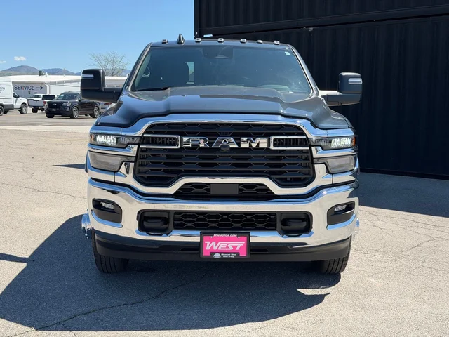 2026 RAM 3500 Chassis Tradesman