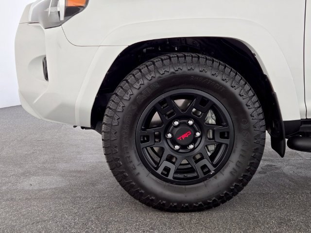 2023 Toyota 4Runner SR5 - Photo 9