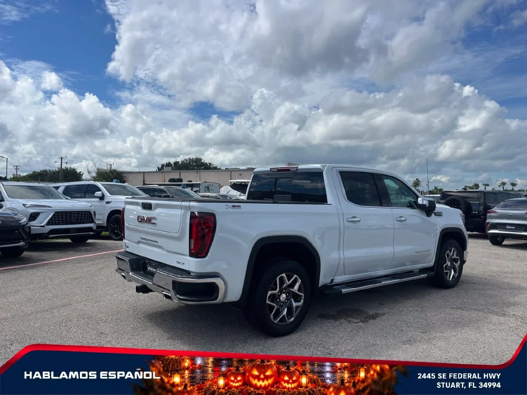 New 2026 Glacier White Tricoat GMC SLT image 7