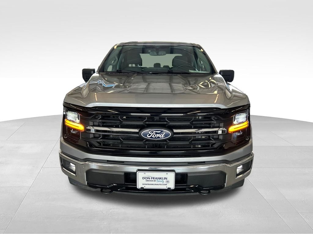 Used 2024 Silver Ford XLT image 8