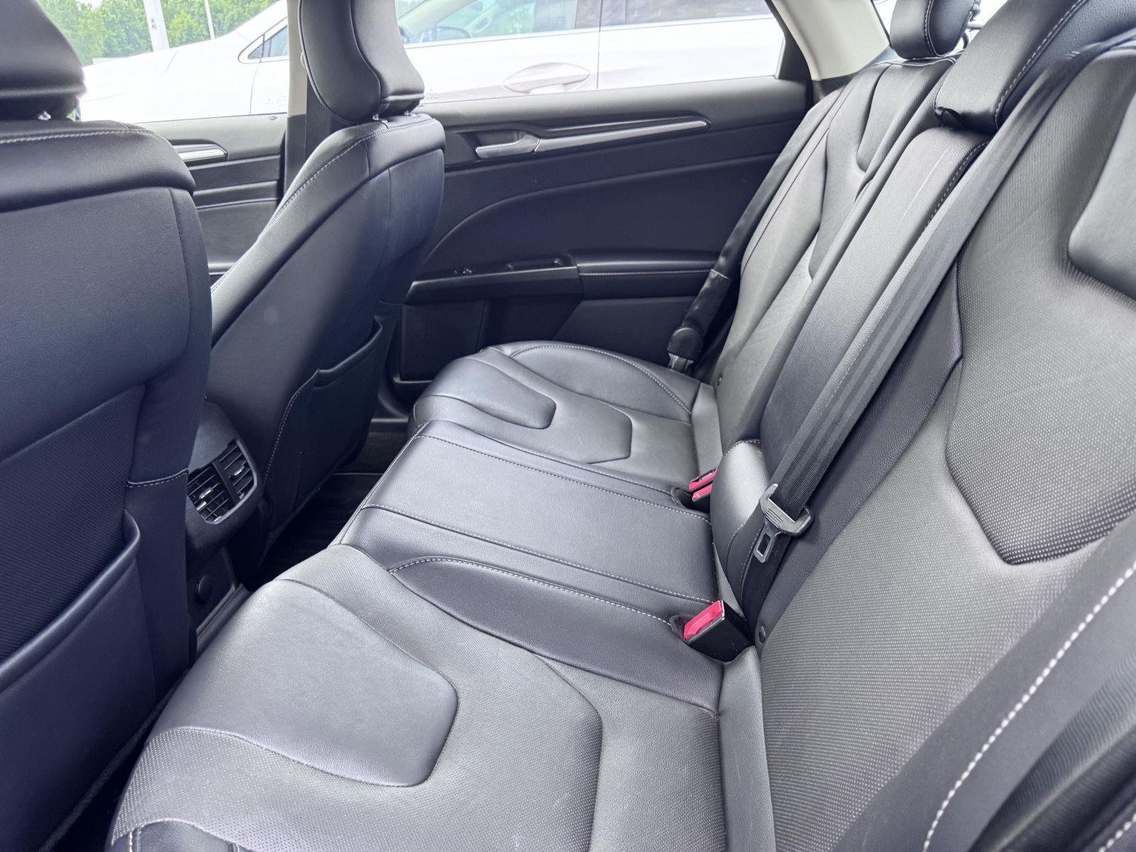 Used 2019 Ruby Red Metallic Tinted Clearcoat Ford Titanium image 9