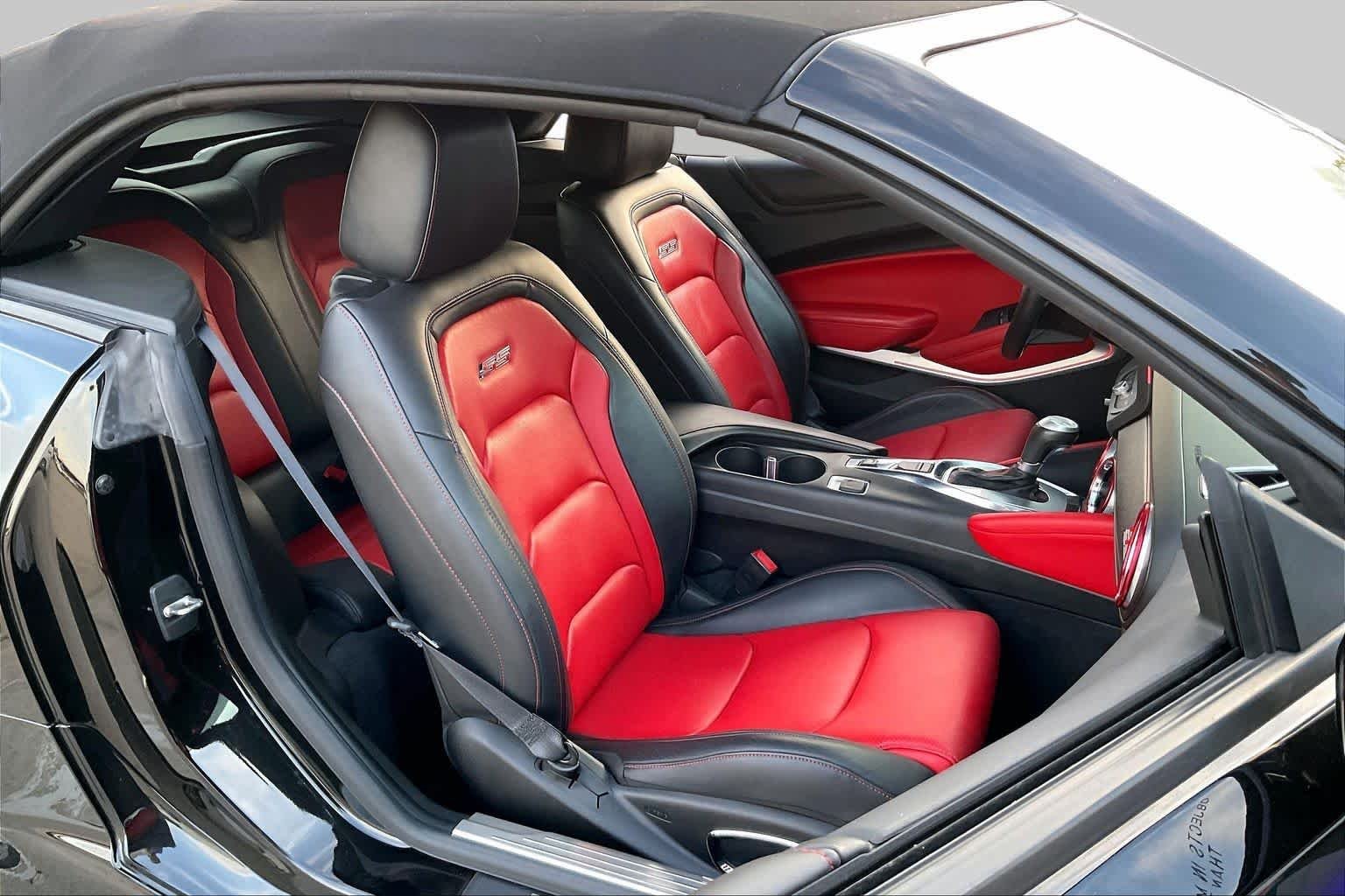 Used 2018 Mosaic Black Metallic Chevrolet 2SS image 9