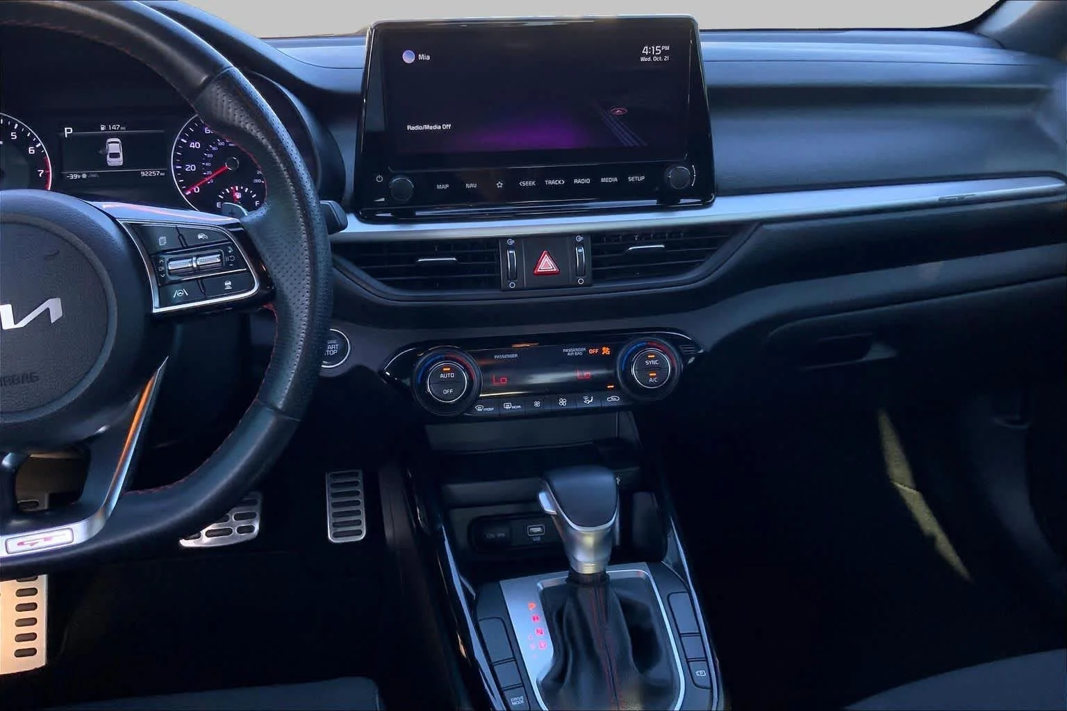 Used 2022 Snow White Pearl Kia GT image 7