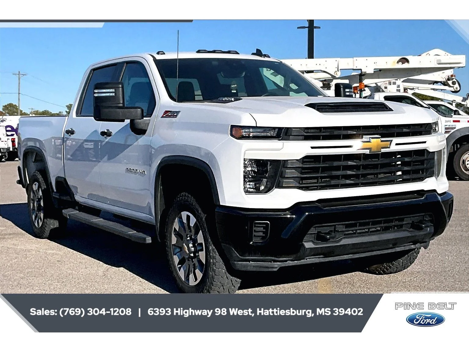 Used 2024 Summit White Chevrolet Custom image 2