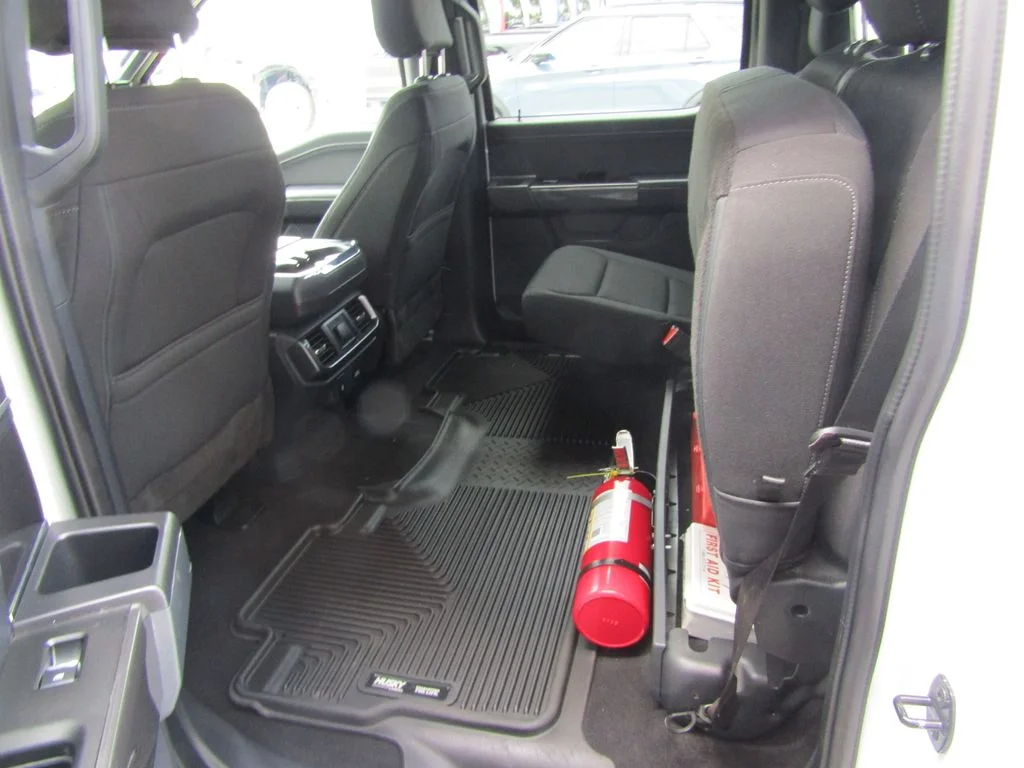 Used 2023 White Ford XLT image 32