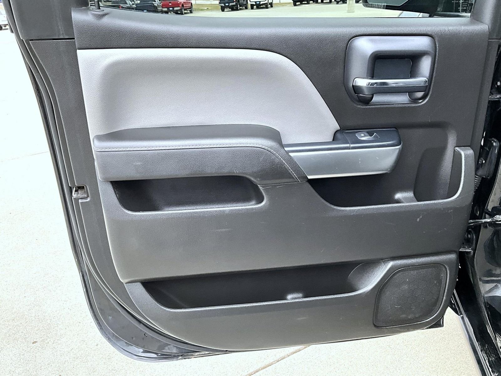 Used 2018 Black Chevrolet LT image 21