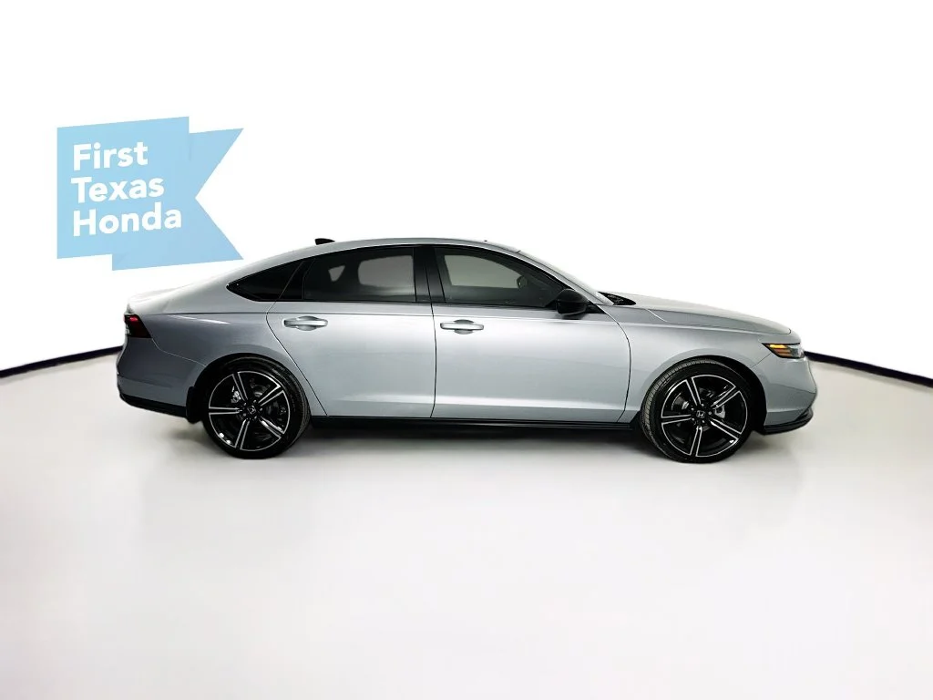 New 2026 Silver Honda SE image 8