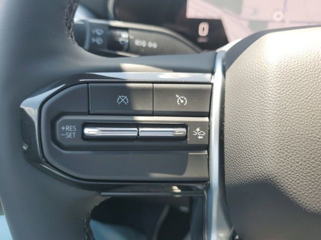 2025 Chevrolet Colorado LT - Photo 30