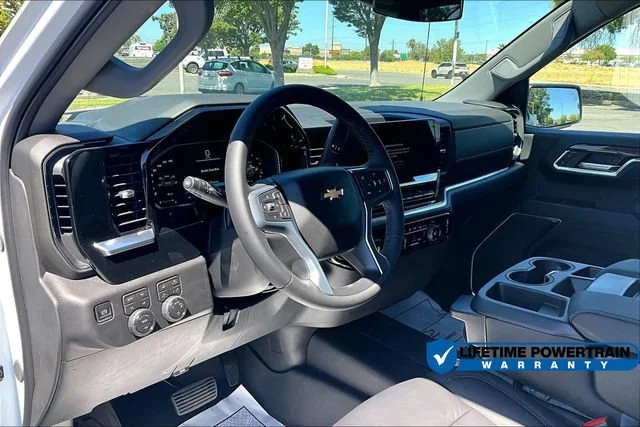 2026 Chevrolet Silverado 1500 LT - Photo 7