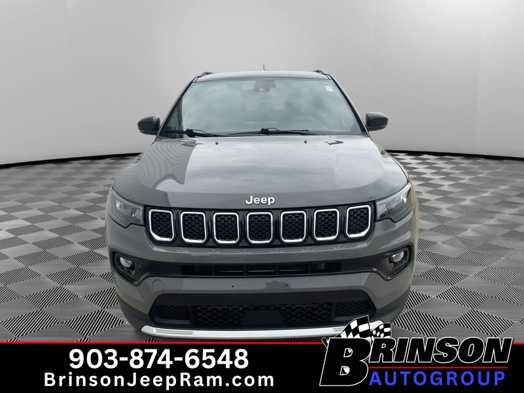 Used 2023 Grey Jeep Limited image 2