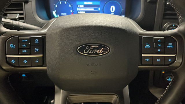 Used 2024 Oxford White Ford XLT image 14