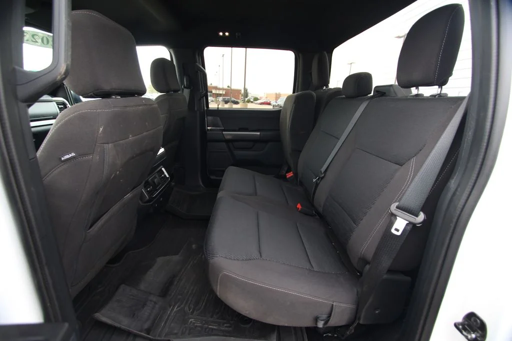 Used 2023 Oxford White Ford XLT image 8