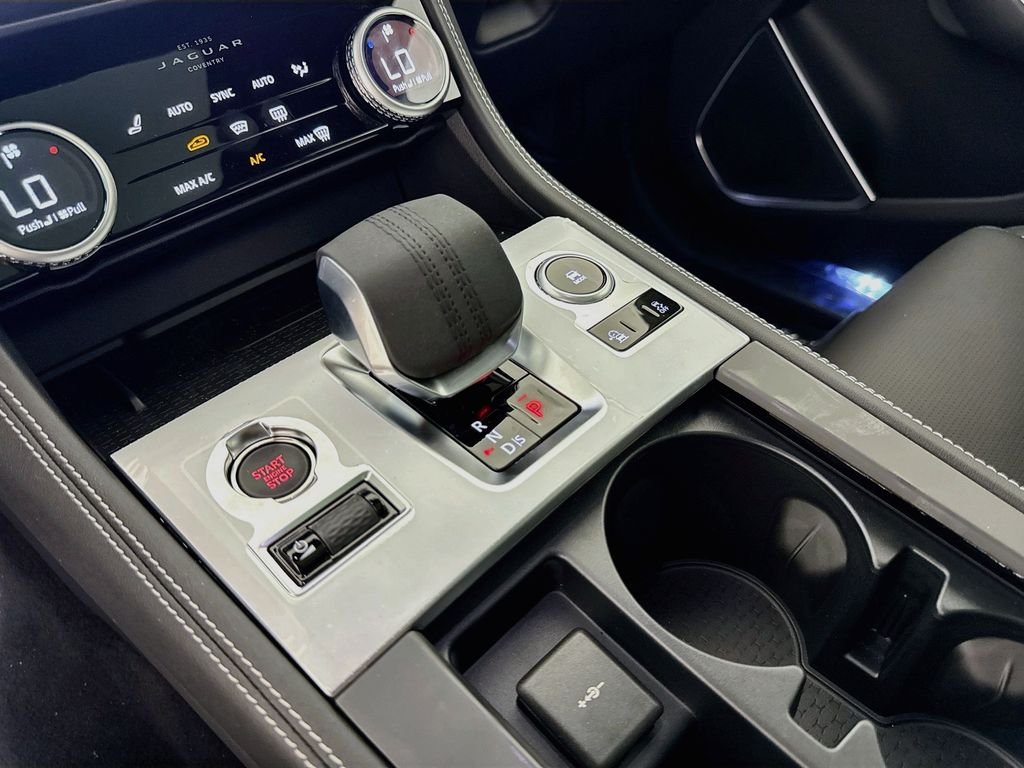 New 2026 Santorini Black Jaguar P400 R-Dynamic S image 17