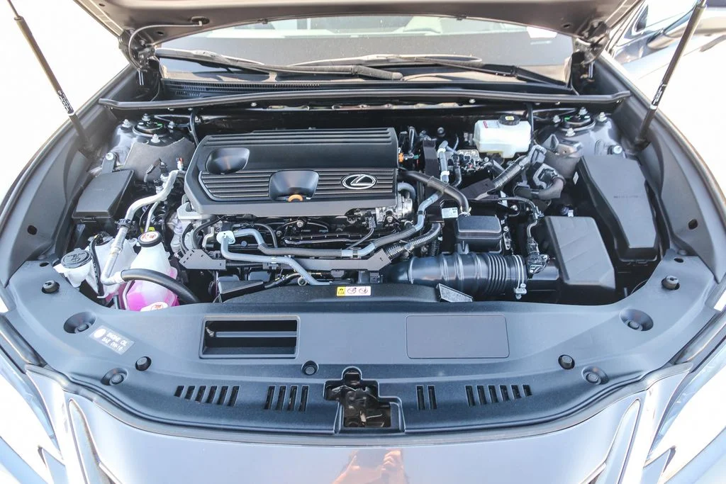 Used 2024 Gray Lexus 300h F SPORT Handling image 27