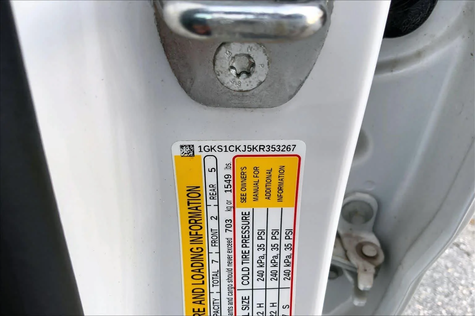 Used 2019 White Frost Tricoat GMC Denali image 29