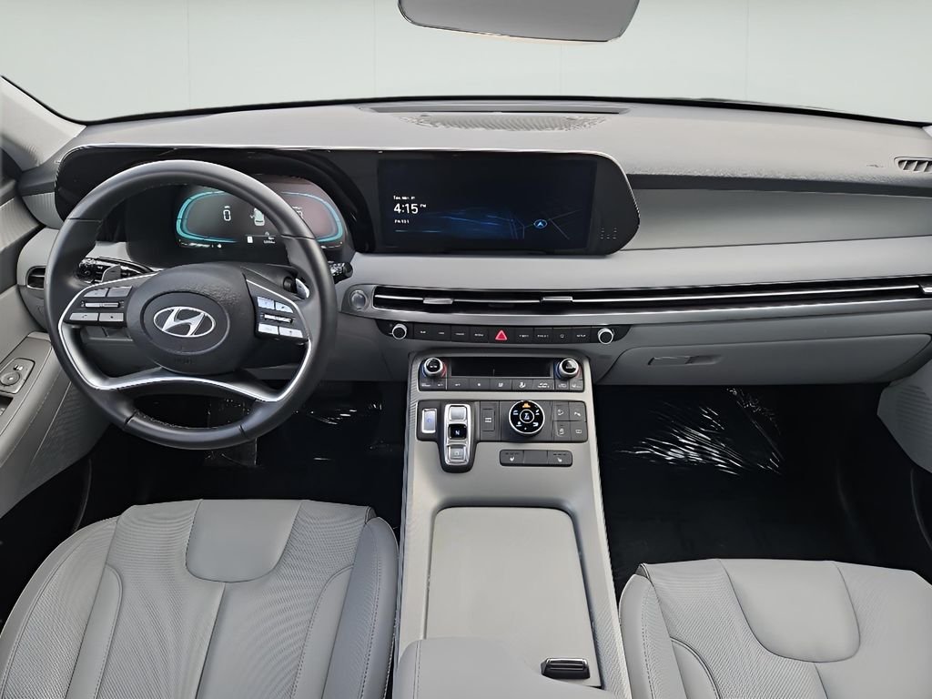 Used 2025 Abyss Black Pearl Hyundai SEL image 20