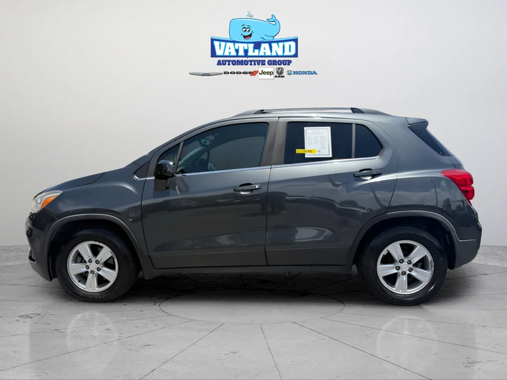 Used 2019 Chevrolet Trax LT with VIN 3GNCJLSB3KL111049 for sale in Vero Beach, FL
