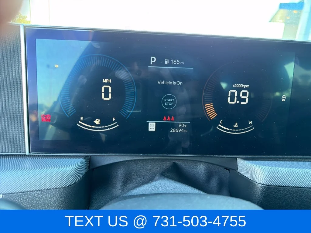 Used 2025 Silver Hyundai SEL image 17