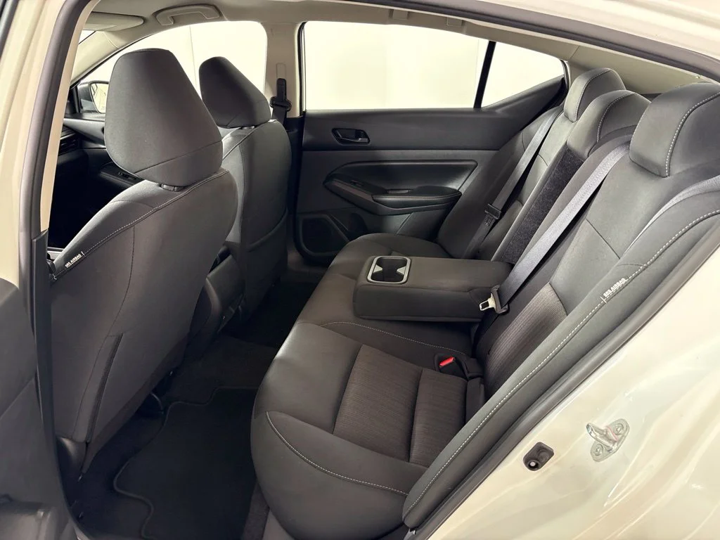 Used 2024 White Nissan 2.5 SV image 22