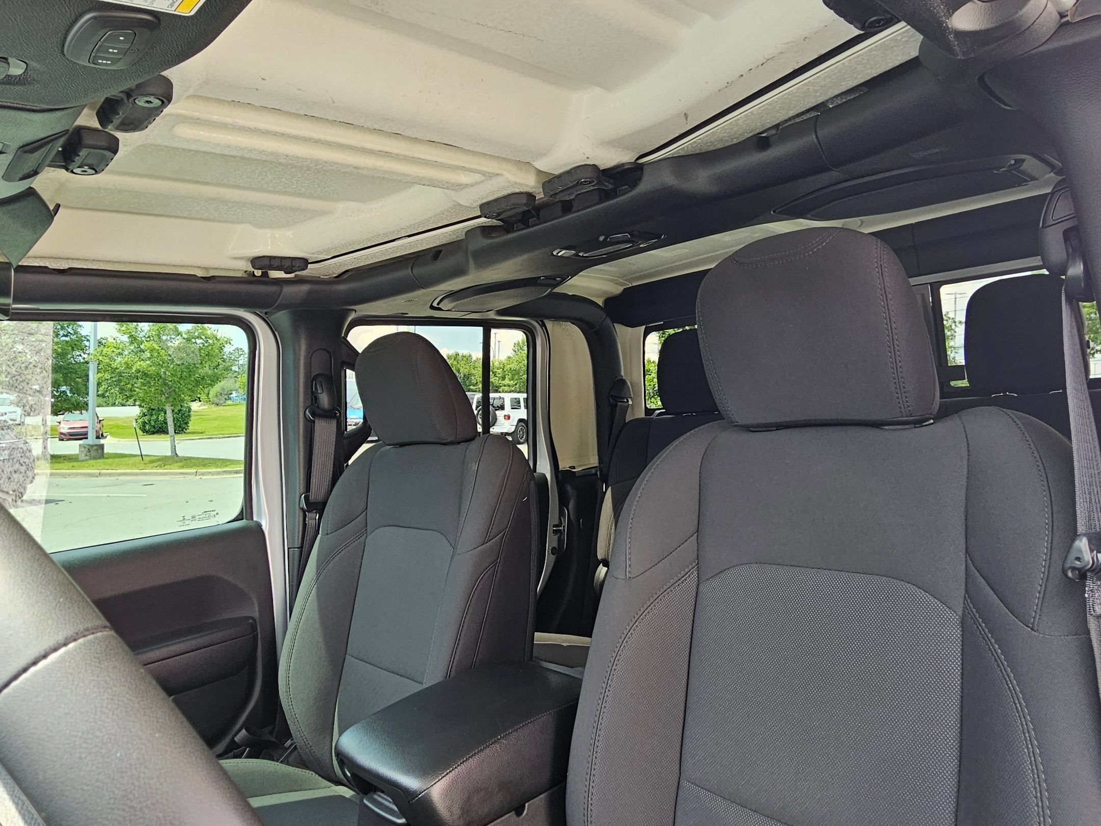 Used 2023 Silver Zynith Clearcoat Jeep Willys image 22