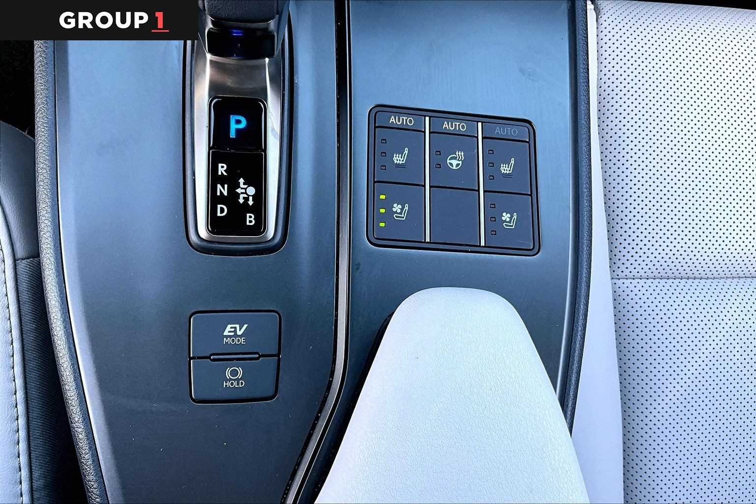 Used 2025 Caviar Lexus Premium image 33