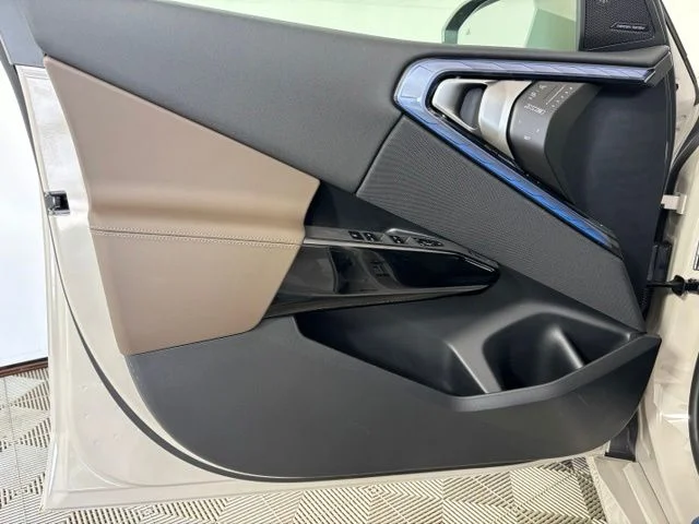 New 2026 Beige BMW 30 xDrive image 9