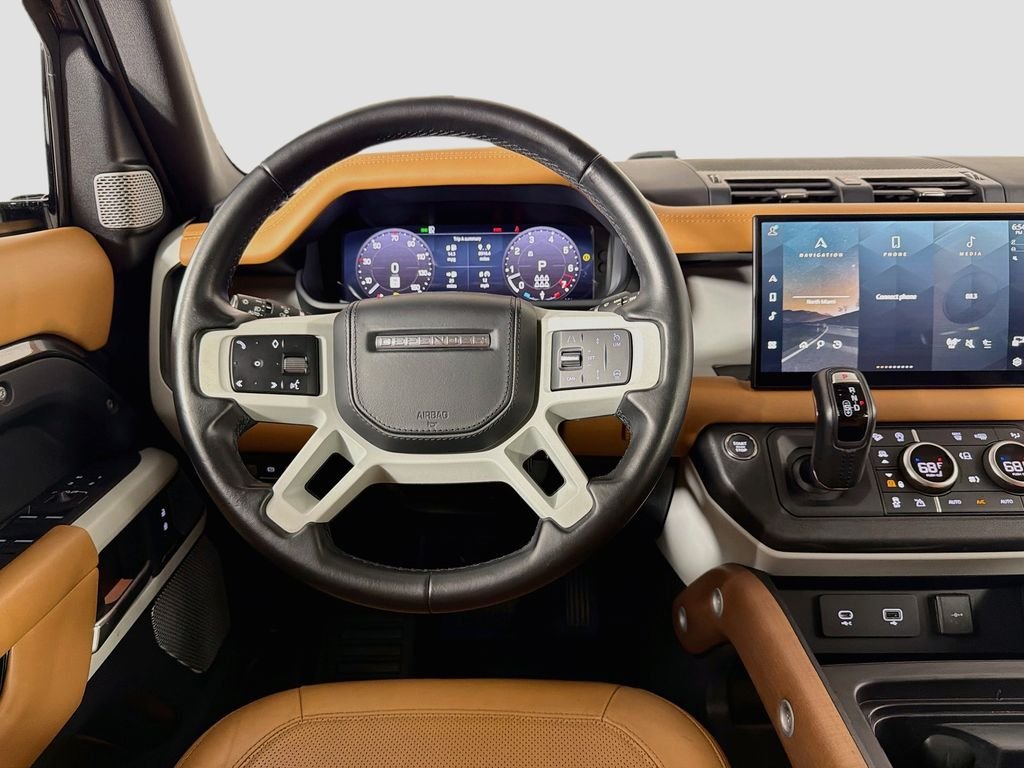 Used 2023 Gray Land Rover First Edition image 24