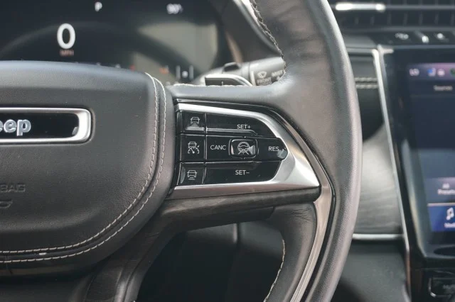 Used 2021 WHITE Jeep Overland image 41
