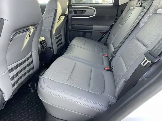 New 2025 Oxford White Ford Badlands® image 20