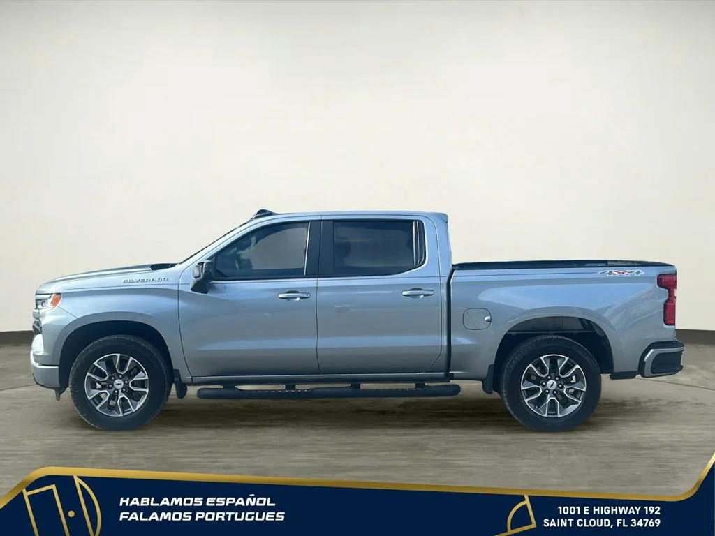 Used 2025 Sterling Gray Metallic Chevrolet RST image 3