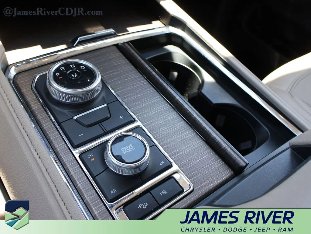 Used 2024 Gray Ford Limited image 40