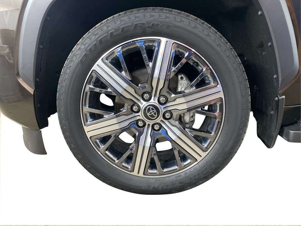 2023 Toyota Sequoia SR5 - Photo 5