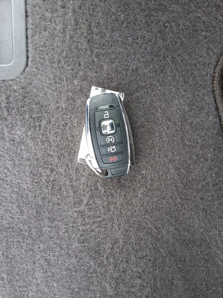 Used 2018 Diamond Lincoln Reserve image 36