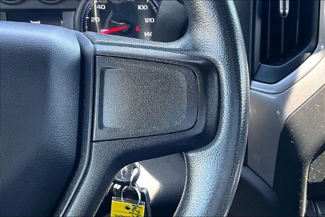 Used 2021 Summit White Chevrolet WT image 19