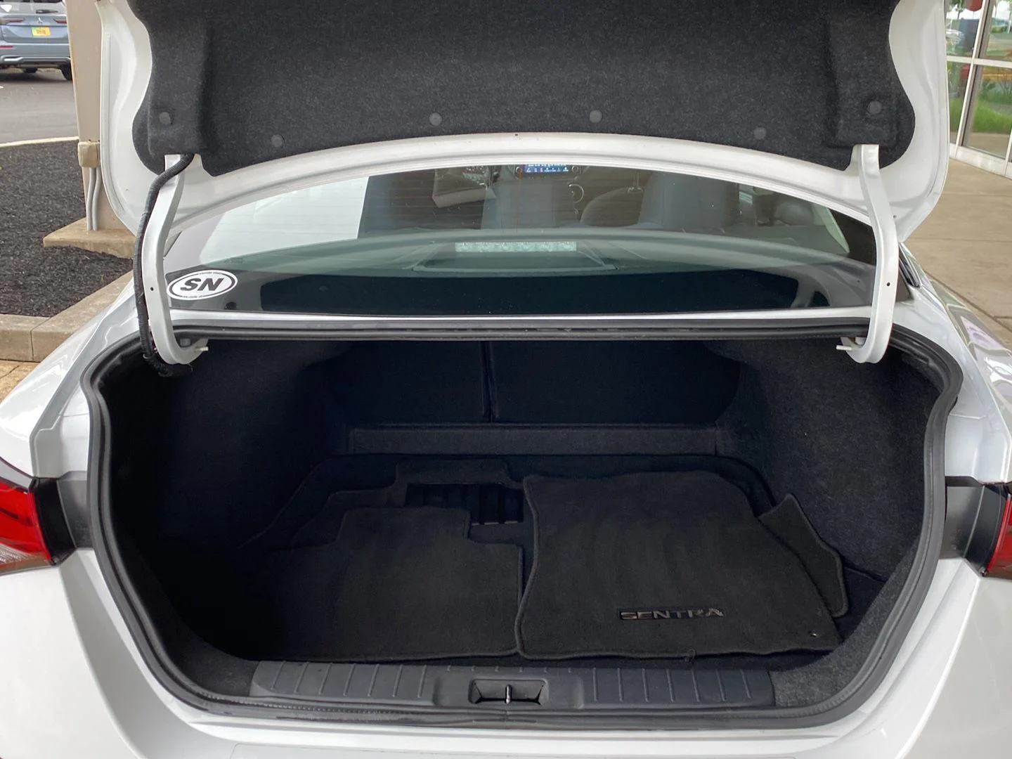 Used 2022 Fresh Powder Nissan SV image 11