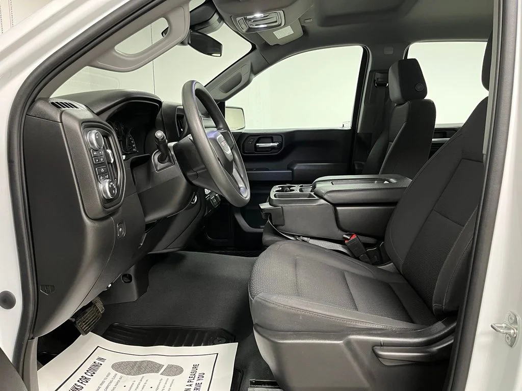Used 2023 White GMC Pro image 21