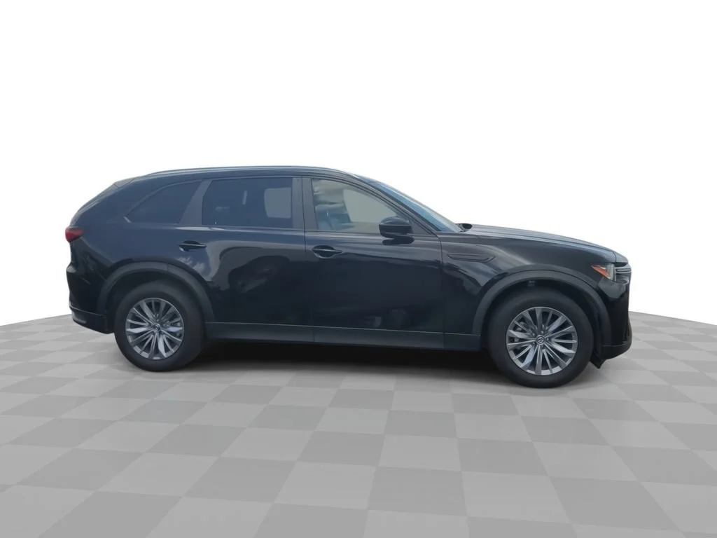 Used 2024 Black Mazda 3.3 Turbo Select image 9