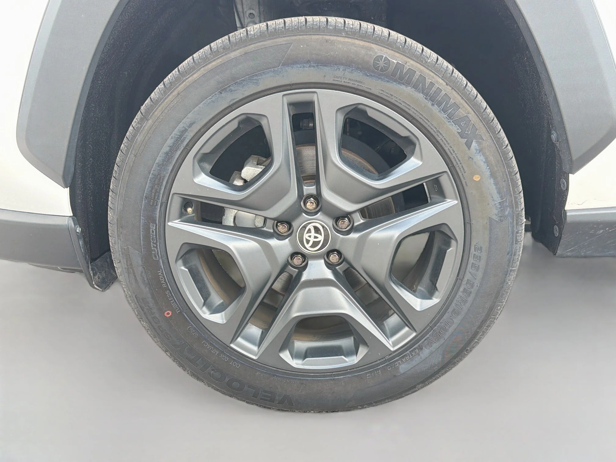 Used 2024 Ice Toyota Adventure image 39