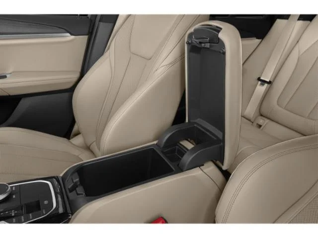 Used 2024 Skyscraper Gray Metallic BMW xDrive30i image 17