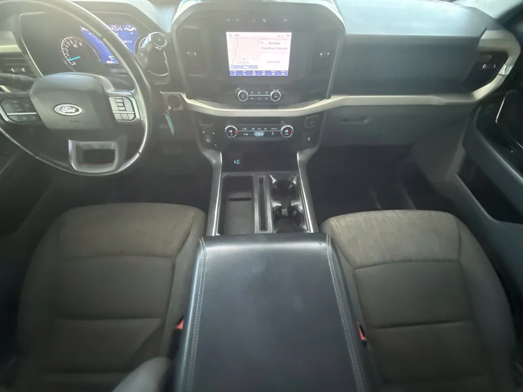 Used 2021 White Metallic Ford XLT image 30