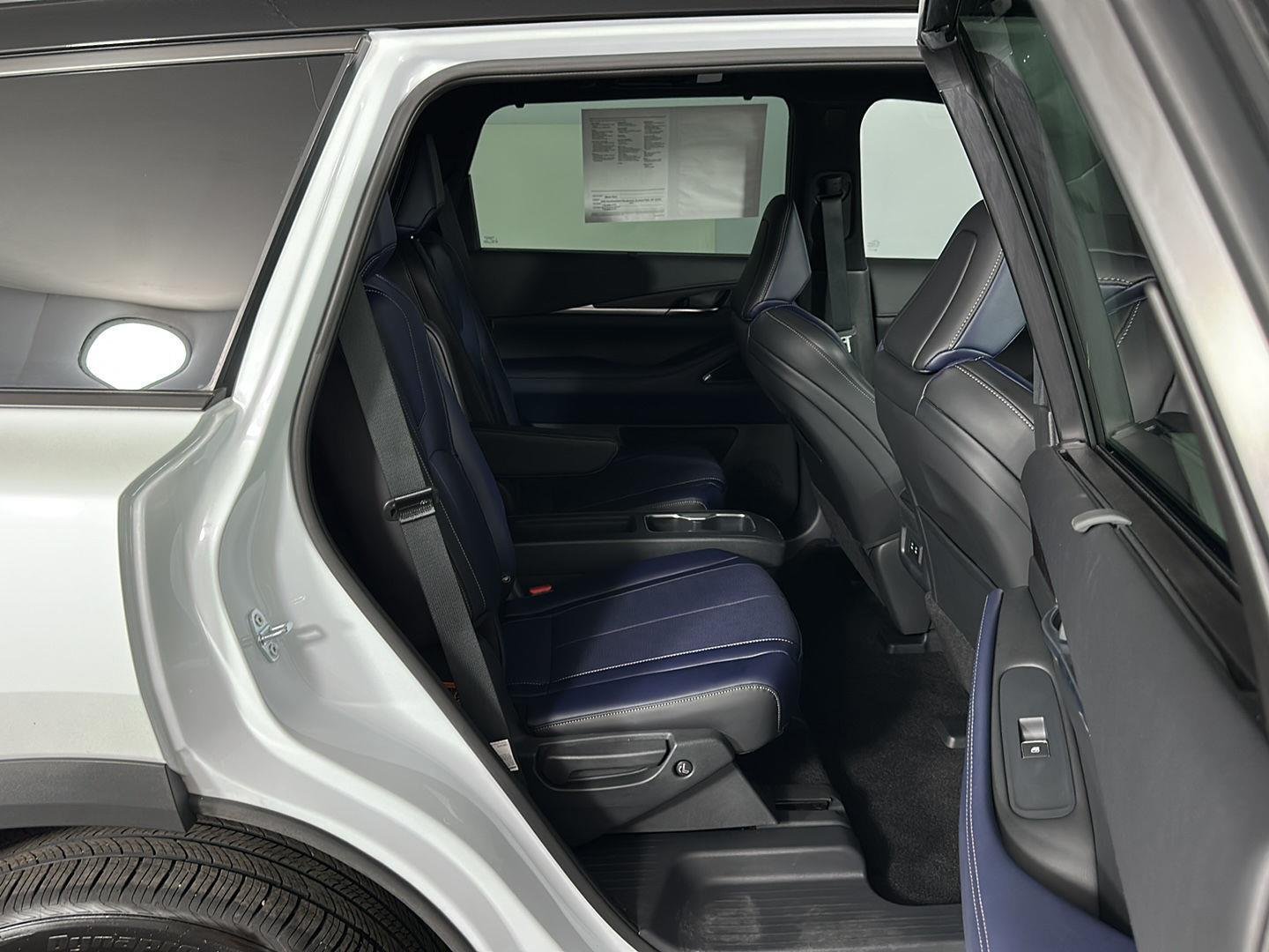 2026 INFINITI QX60 Sport - Photo 37