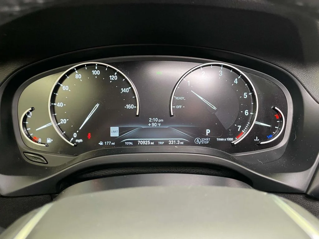 Used 2020 Gray BMW xDrive30i image 41