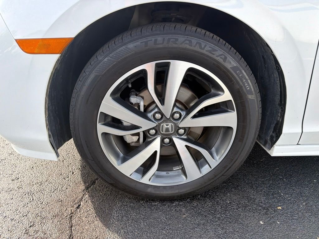 Certified Used 2024 Platinum White Pearl Honda Touring image 10