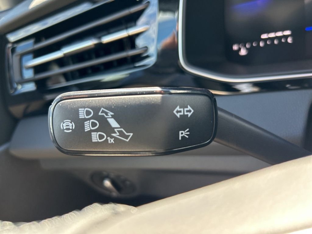 2026 Volkswagen Jetta Sport - Photo 22