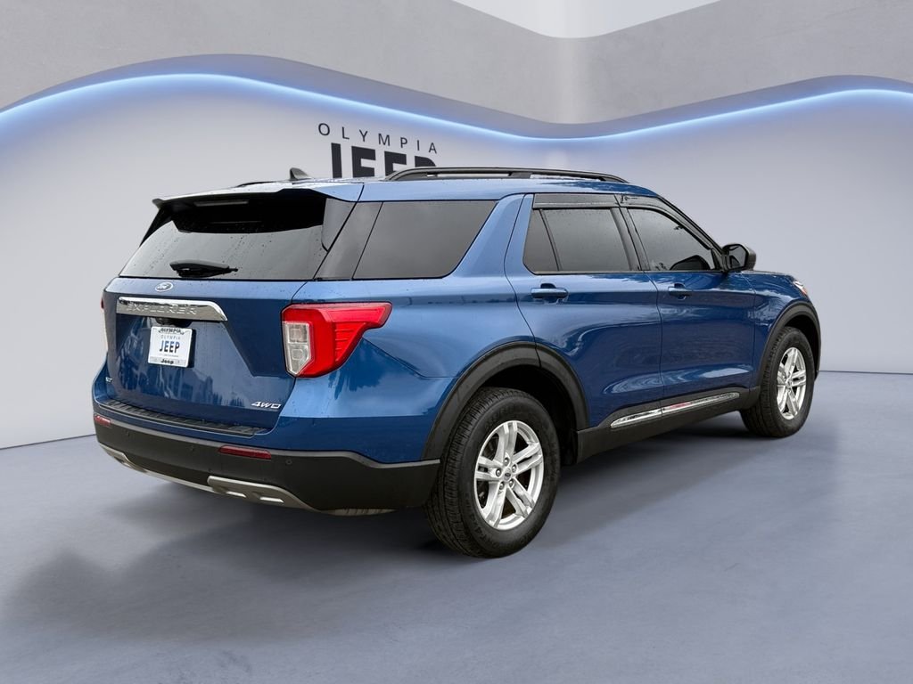 Used 2021 Blue Ford XLT image 6