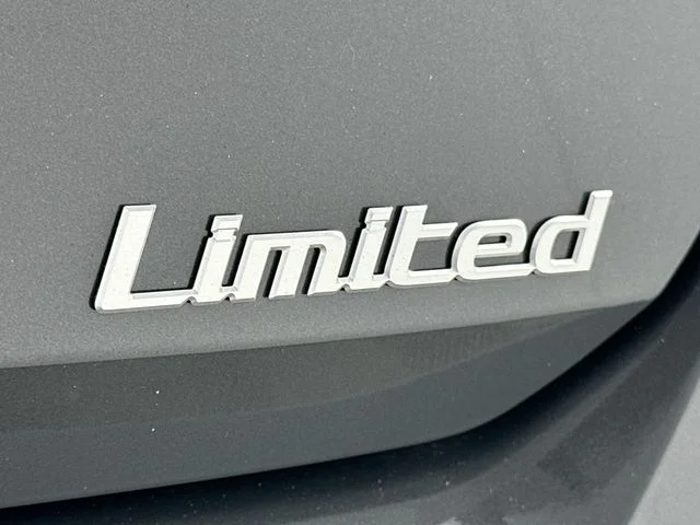 New 2026 Hyundai ELANTRA Limited