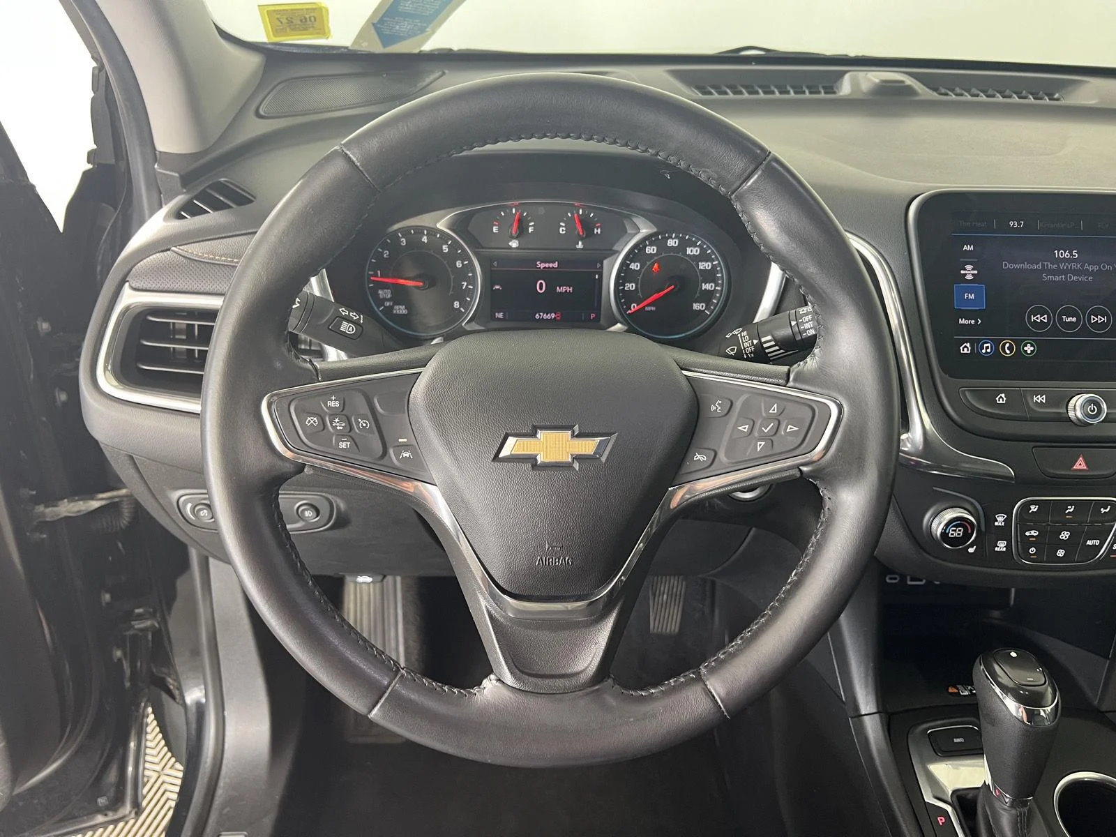Used 2020 Mosaic Black Metallic Chevrolet Premier image 9