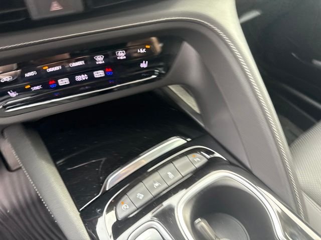 Used 2021 White Buick Essence image 32