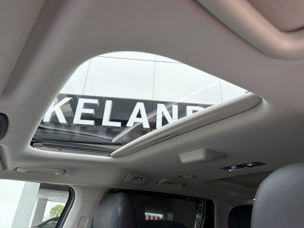 2025 Kia Carnival SX Prestige - Photo 27